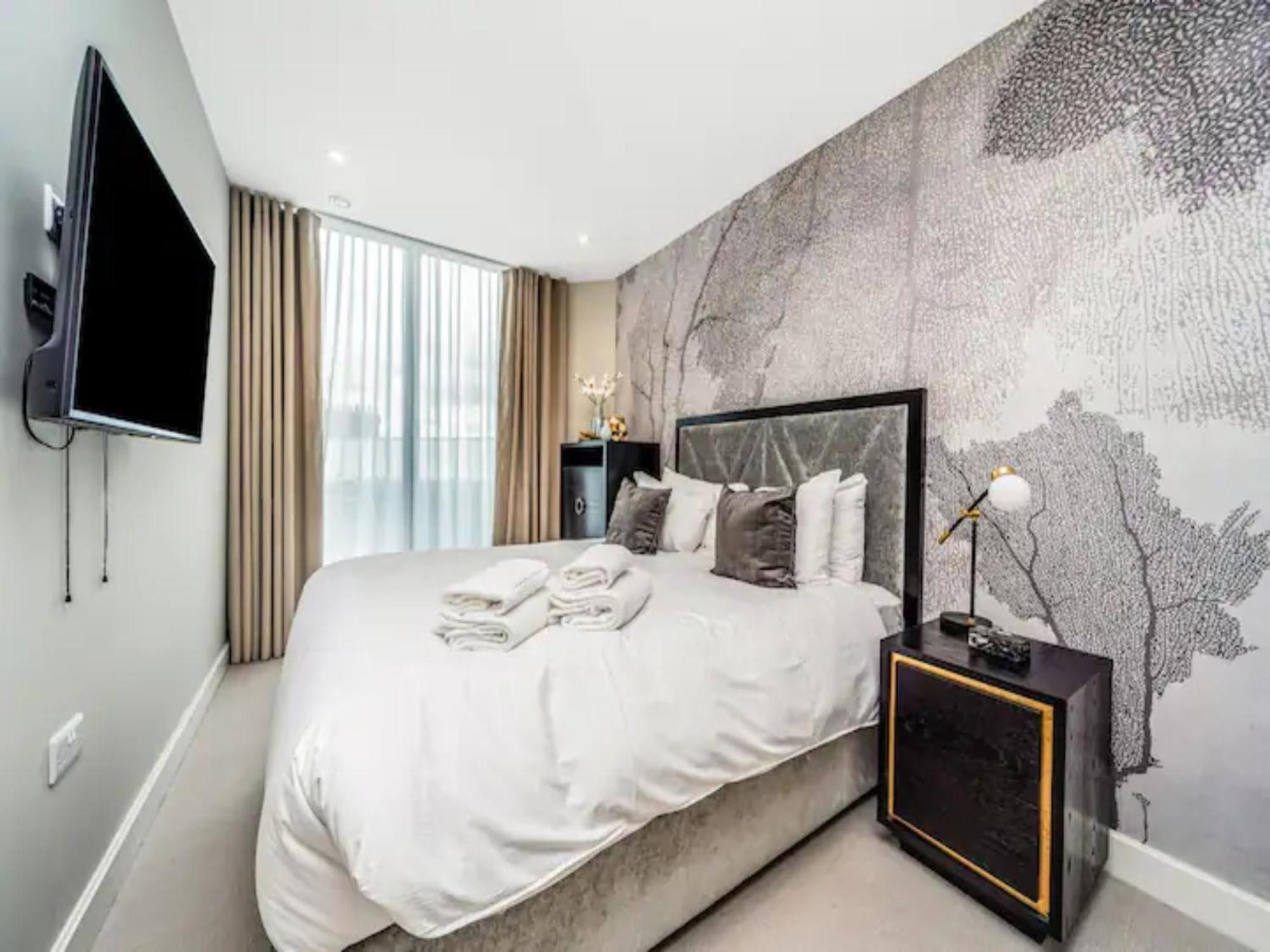 Pass The Keys Penthouse Oasis In Trendy Fulham Lägenhet London Exteriör bild